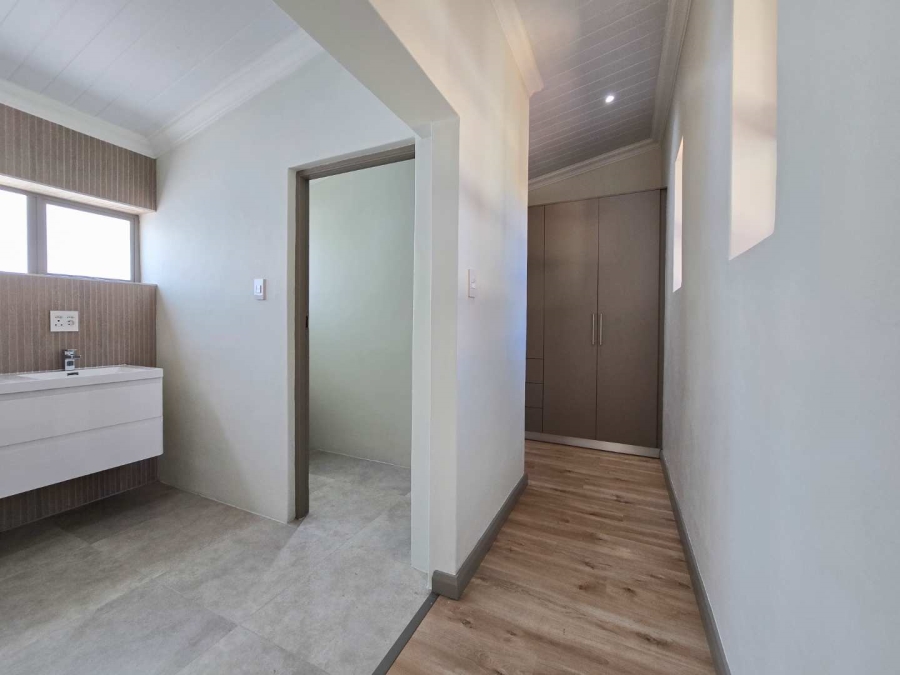 3 Bedroom Property for Sale in Stilbaai Wes Western Cape